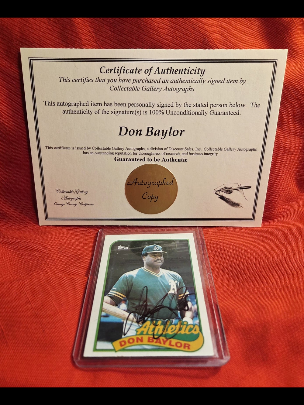 1989 Topps - Don Baylor #673
Certificate of
Authenticity ,signed Card